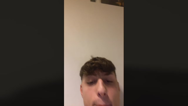 Angeluzzo01  25-03-2022